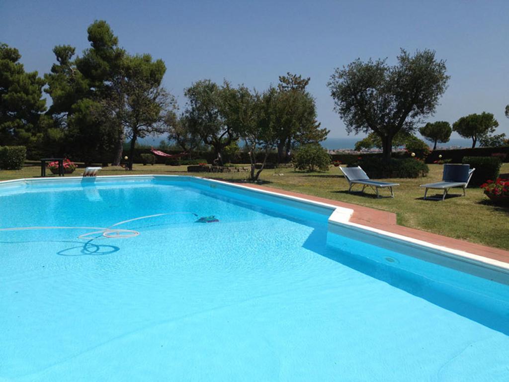 Villa Dolcevita San Costanzo Exterior foto